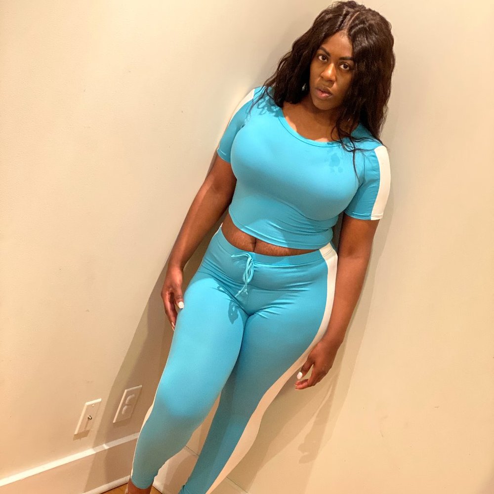2 PC SET - Crop Top and Joggers Set